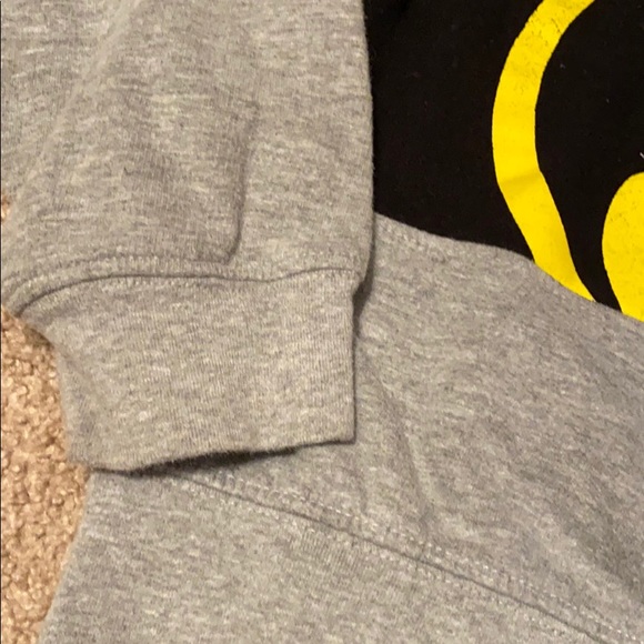 Batman sweater - Picture 4 of 4